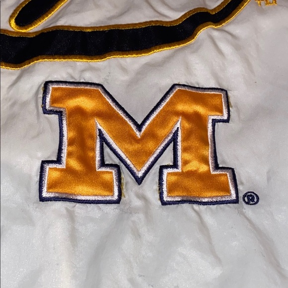 Vintage University of Michigan wind breaker Size:L - Picture 3 of 4